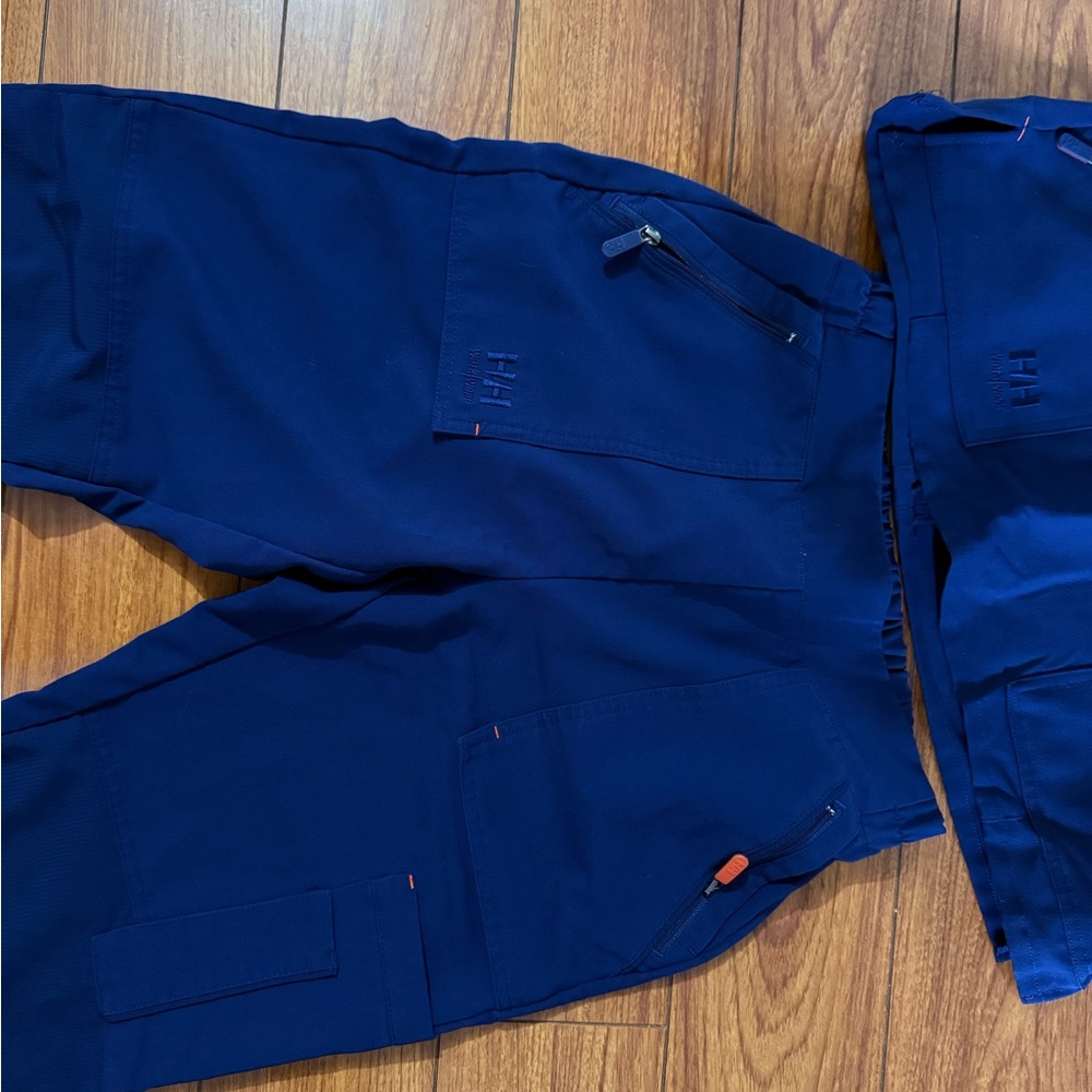 Blue Scrub Set - Picture 2 of 9